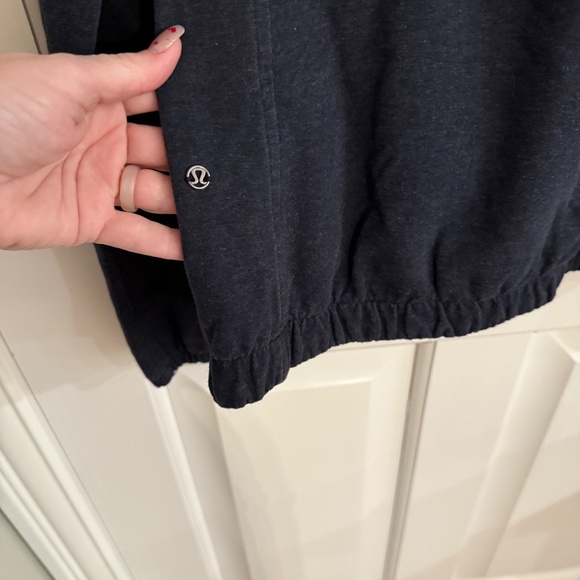 Lululemon After All Pullover in Heathered Black 41999 - Picture 10 of 13